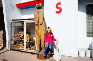Carolina and the huge grizzly bear